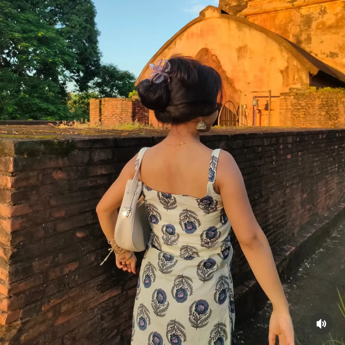 LEELA - Strap Kurti