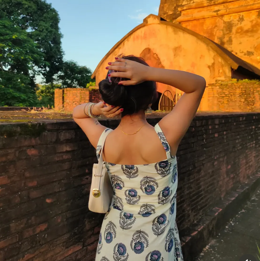 LEELA - Strap Kurti