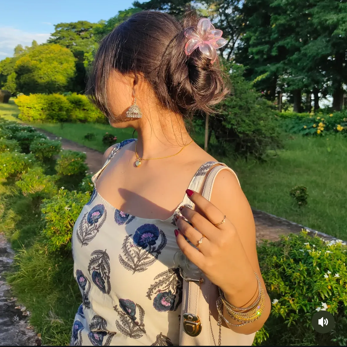 LEELA - Strap Kurti