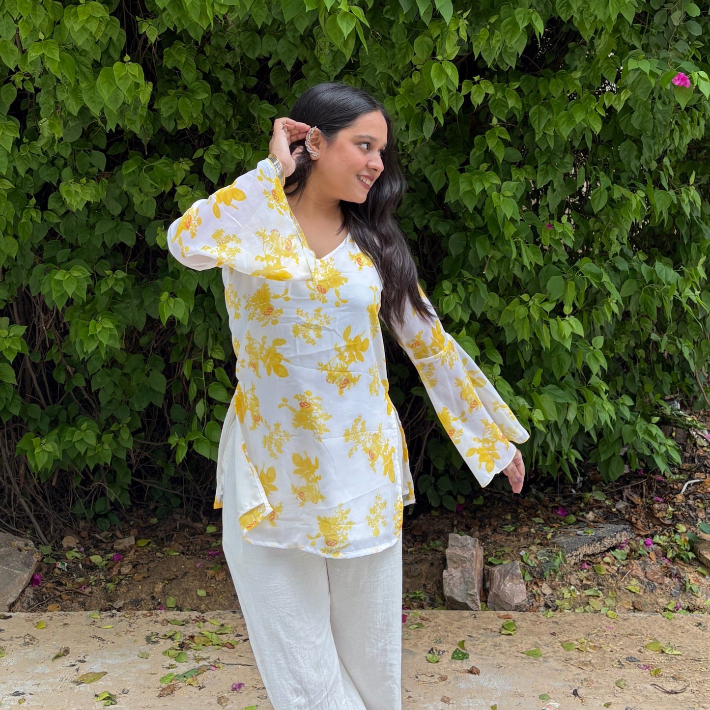 YELLOW - Flowy