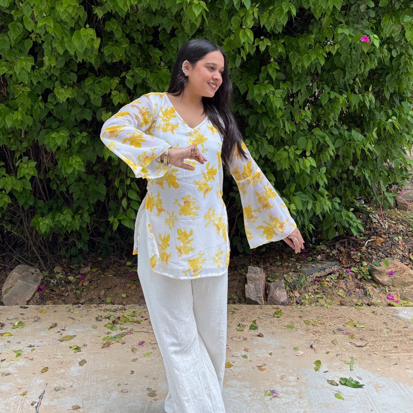 YELLOW - Flowy