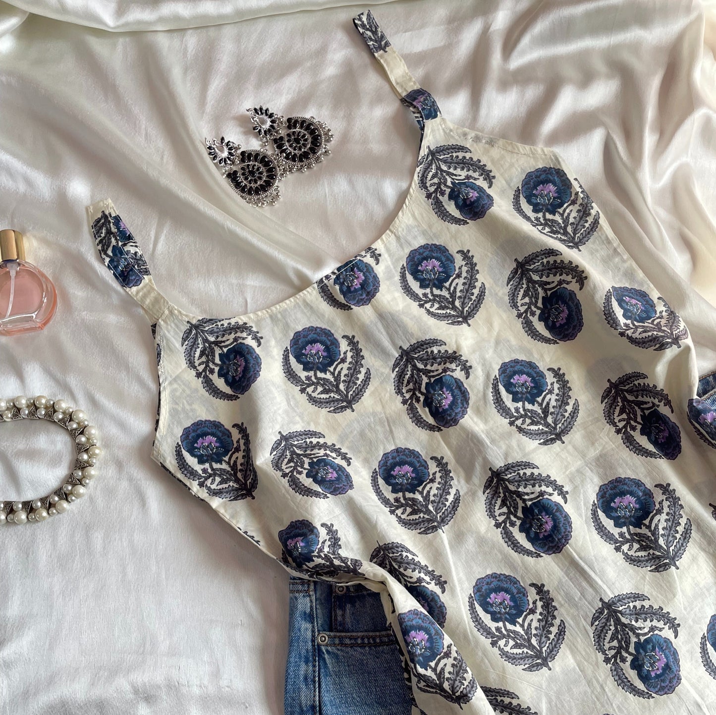 LEELA - Strap Kurti