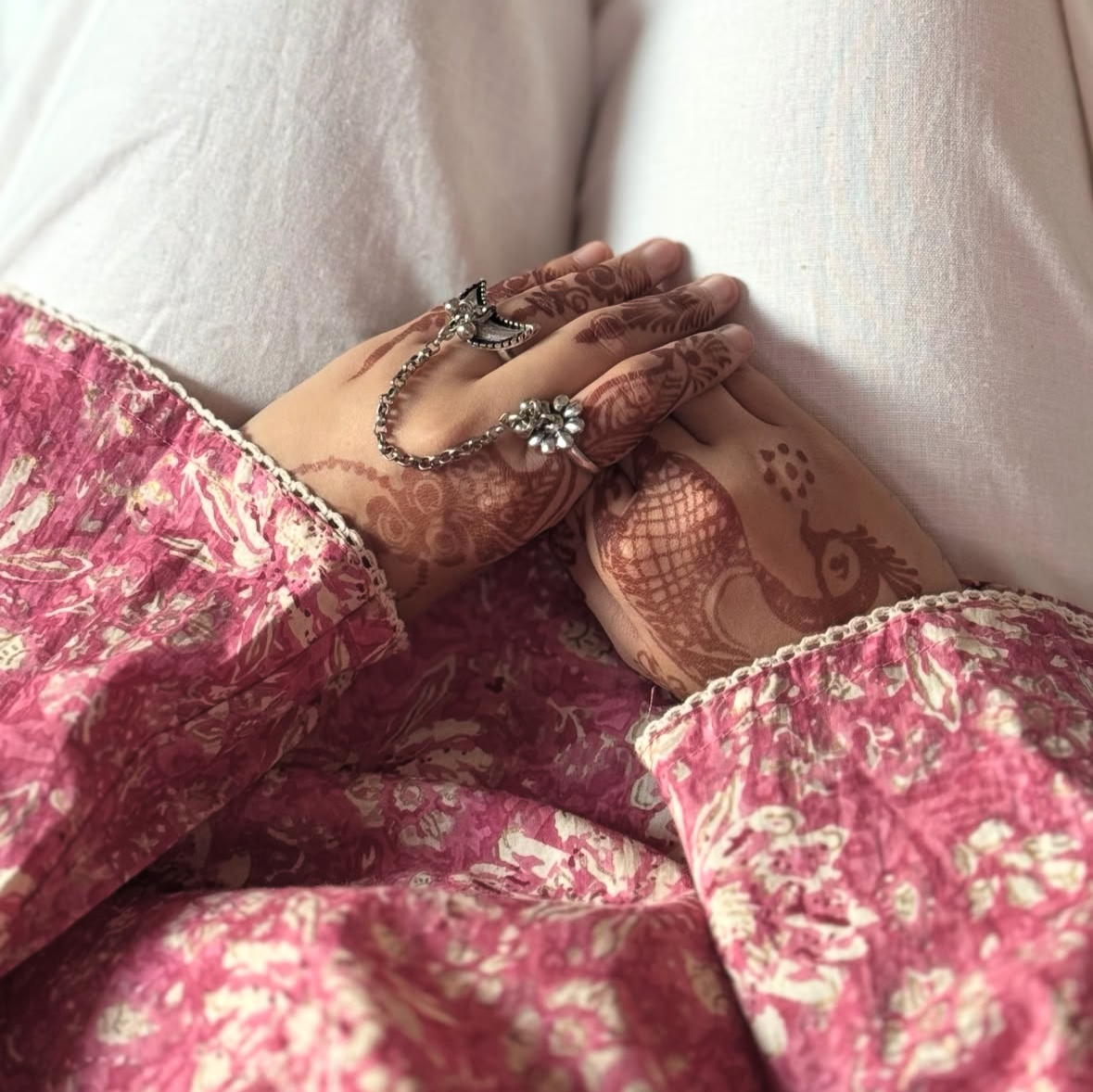 MASAKALI Kurti