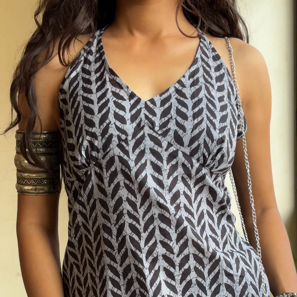 BEBO - Halter Neck