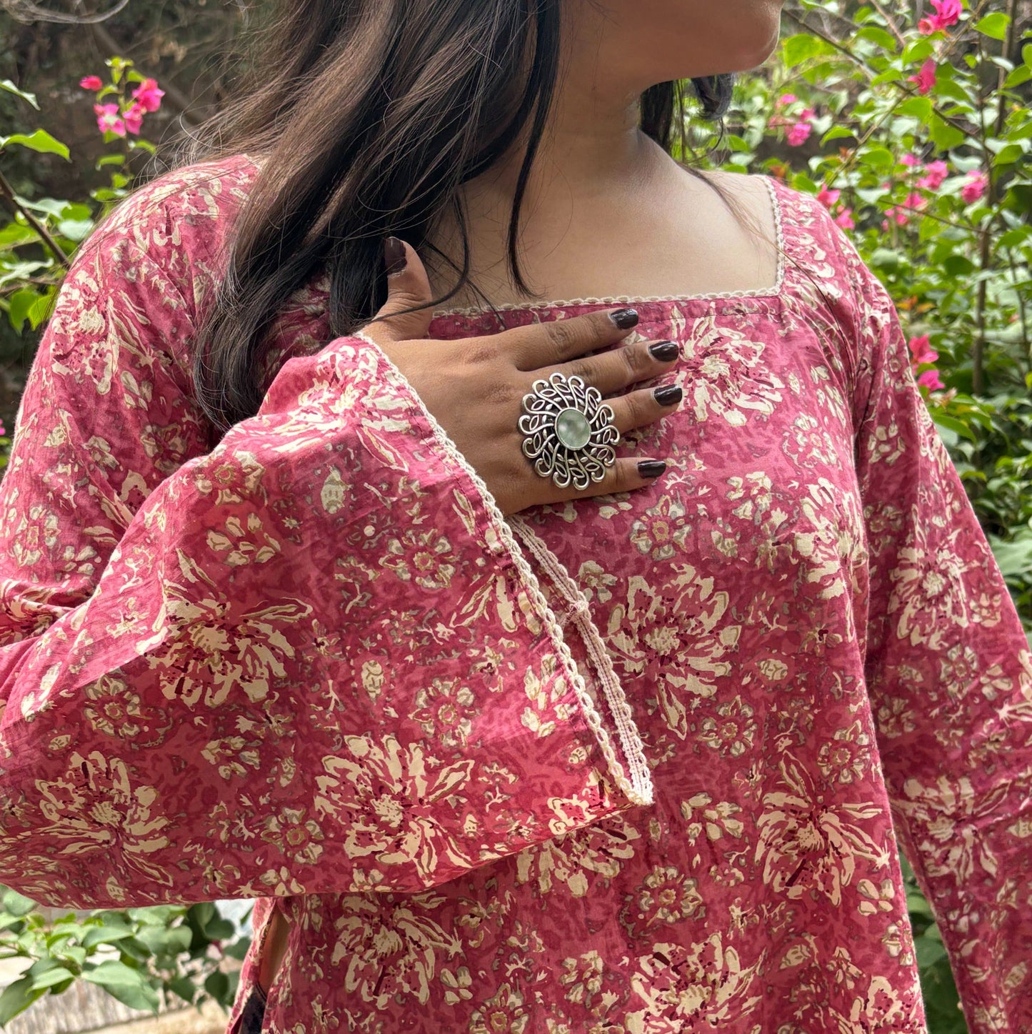 MASAKALI Kurti